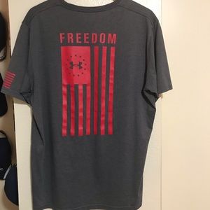 Under Armour T-shirt